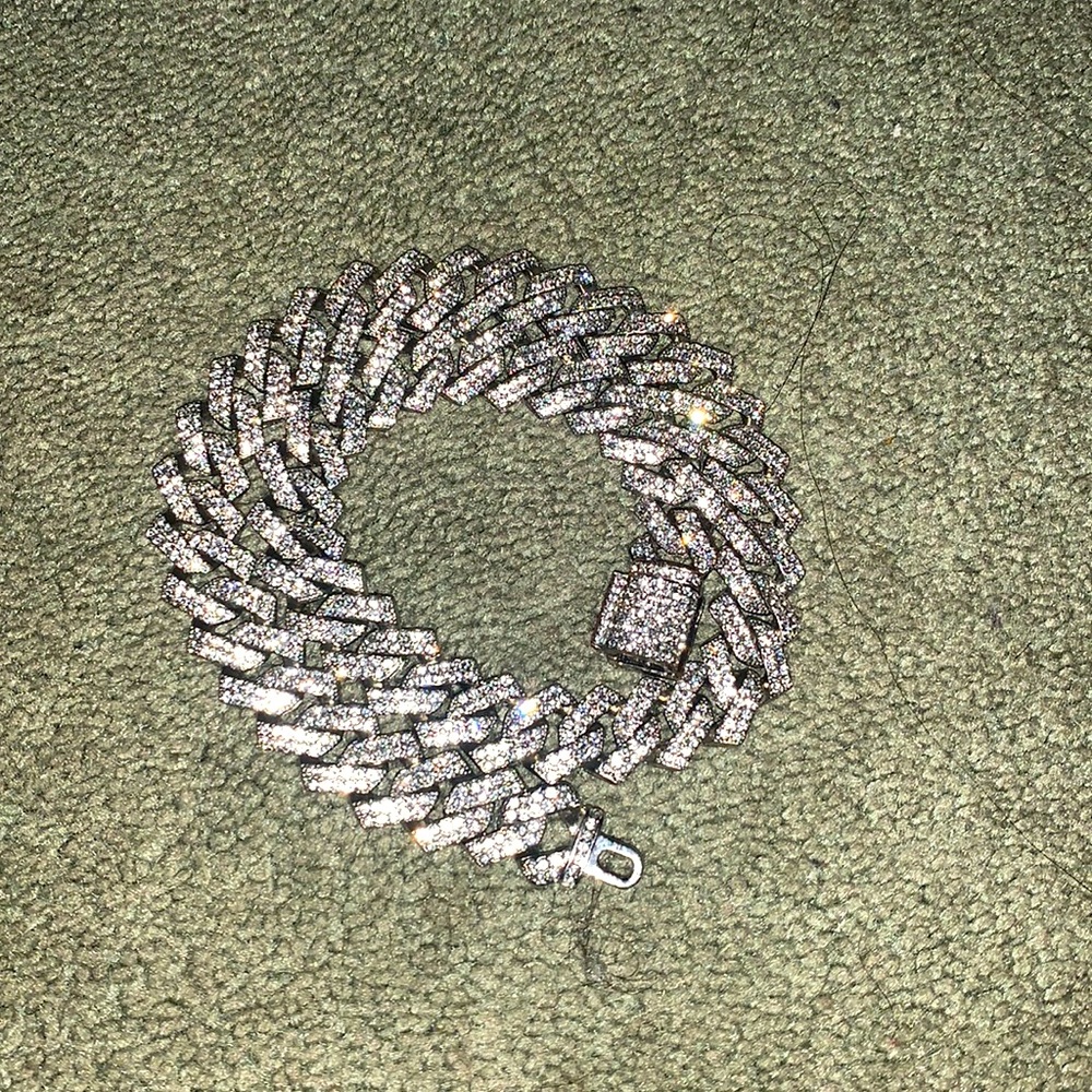 Diamond Cuban link chain,
